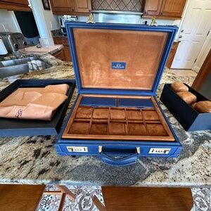 Brand New- Blue- Bosphorus Leather Luxury Watch Case w/ Storage Compartments